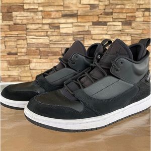 AIR JORDAN MID, GRADE SCHOOL